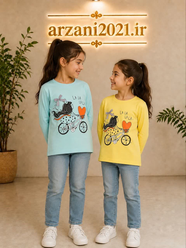 بلوز تک دختر دوچرخه سوار